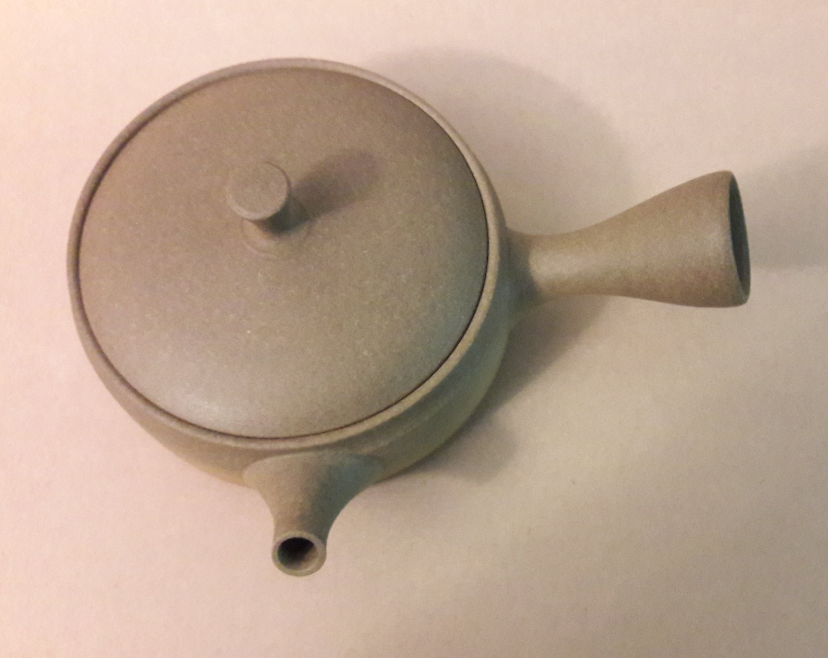 Tokoname Hirakyusu (wide kyusu) by Gyokkou Kiln, 190cc / 6.4oz.
