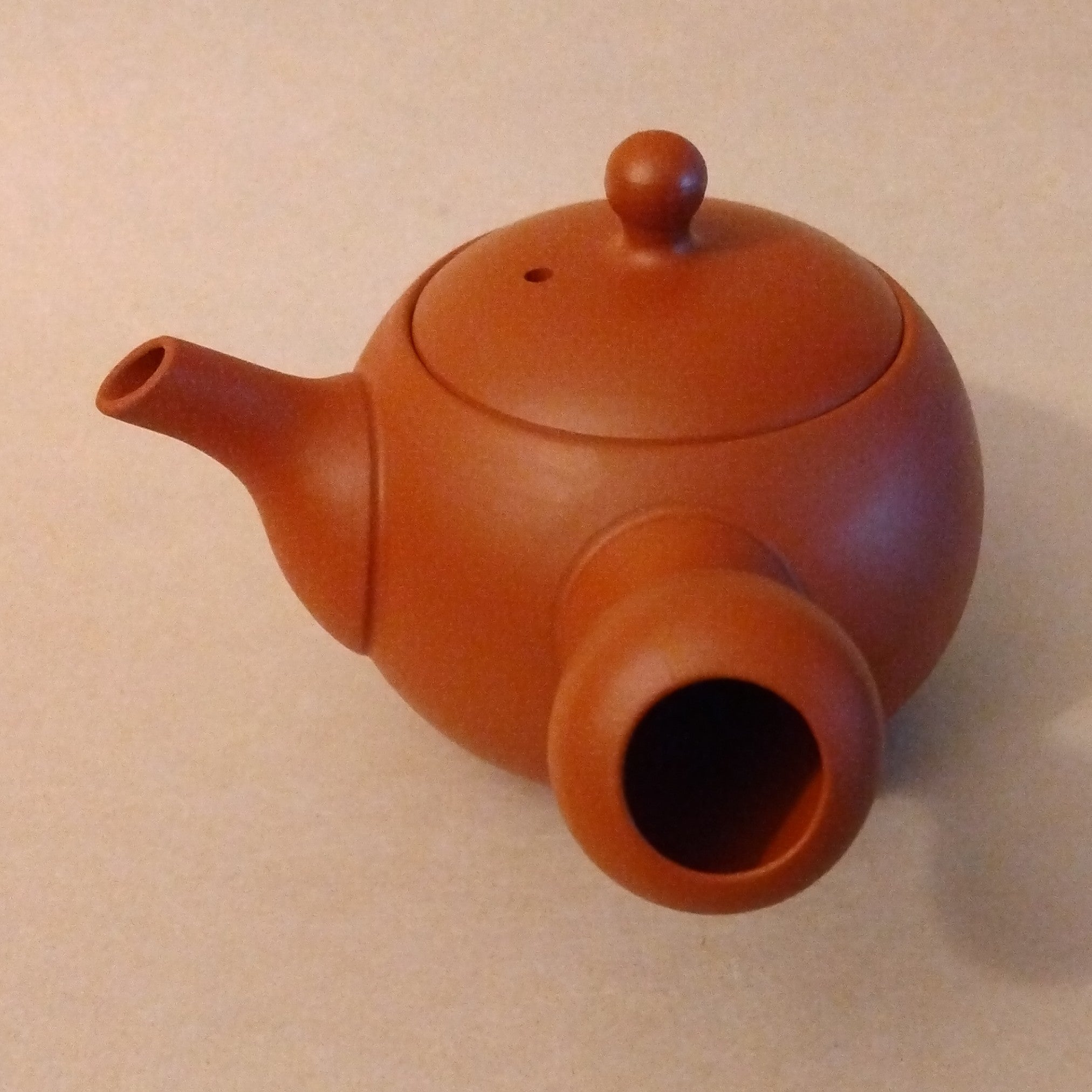 Shudei (Red Clay) Tokoname Komaru (Small Round) Kyusu, 180cc (6oz) by Jinsui Kiln