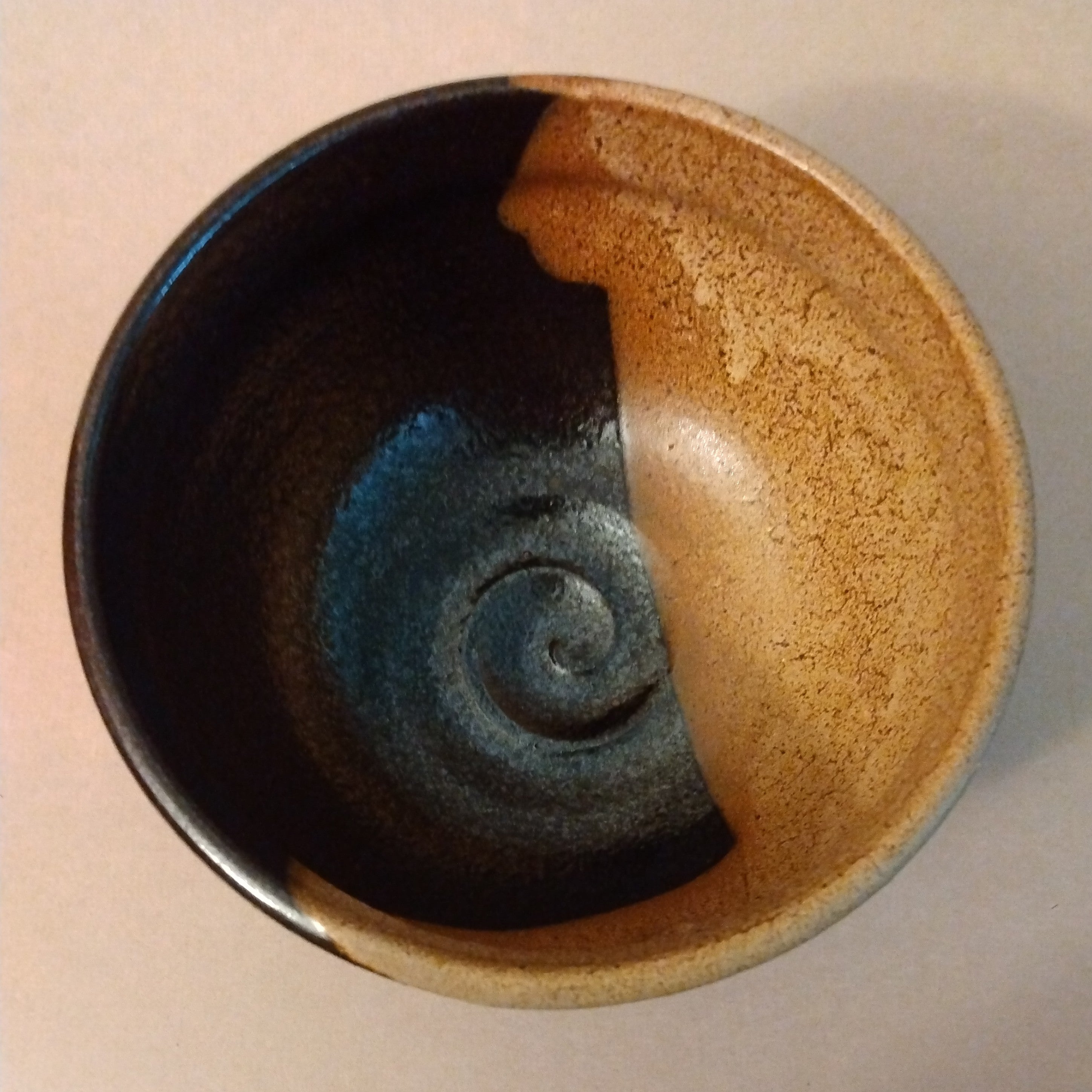 Kakewake (Split Glaze) Tea Bowl, Vintage, possibly Seto-yaki
