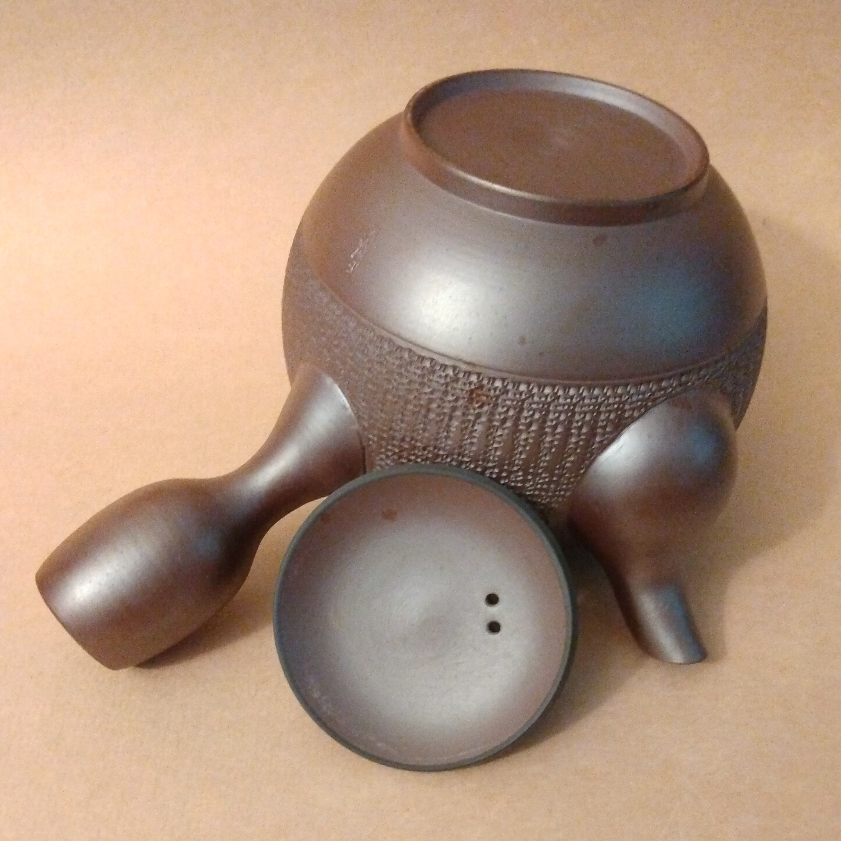 Banko-yaki Kyusu (Side-handle Tea Pot) by Tachi Masaki, Mie Prefecture, 320cc / 10.8oz.