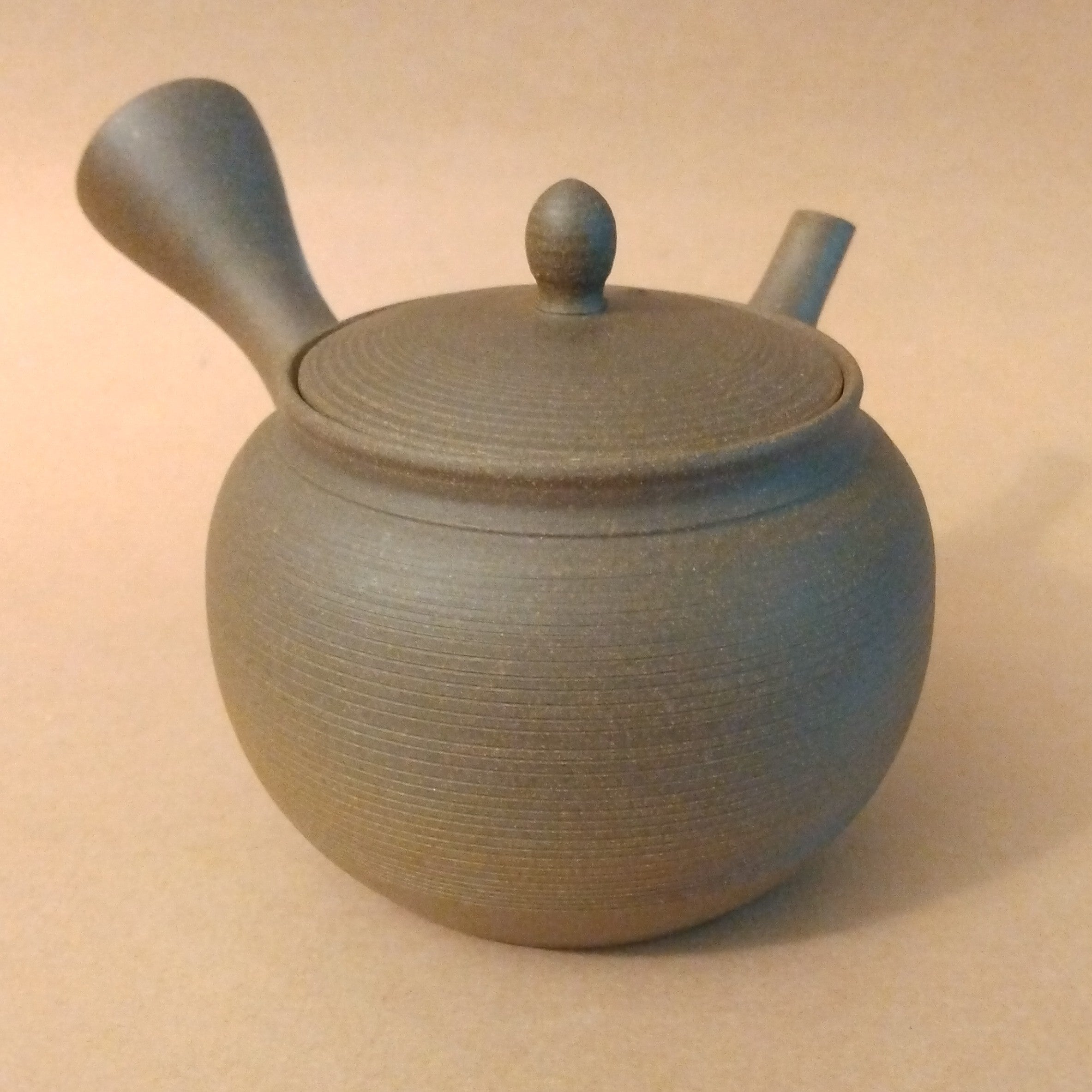 Tokoname Kyusu (Side-handle Tea Pot) by Gyokkou Kiln, 290cc / 9.8oz.