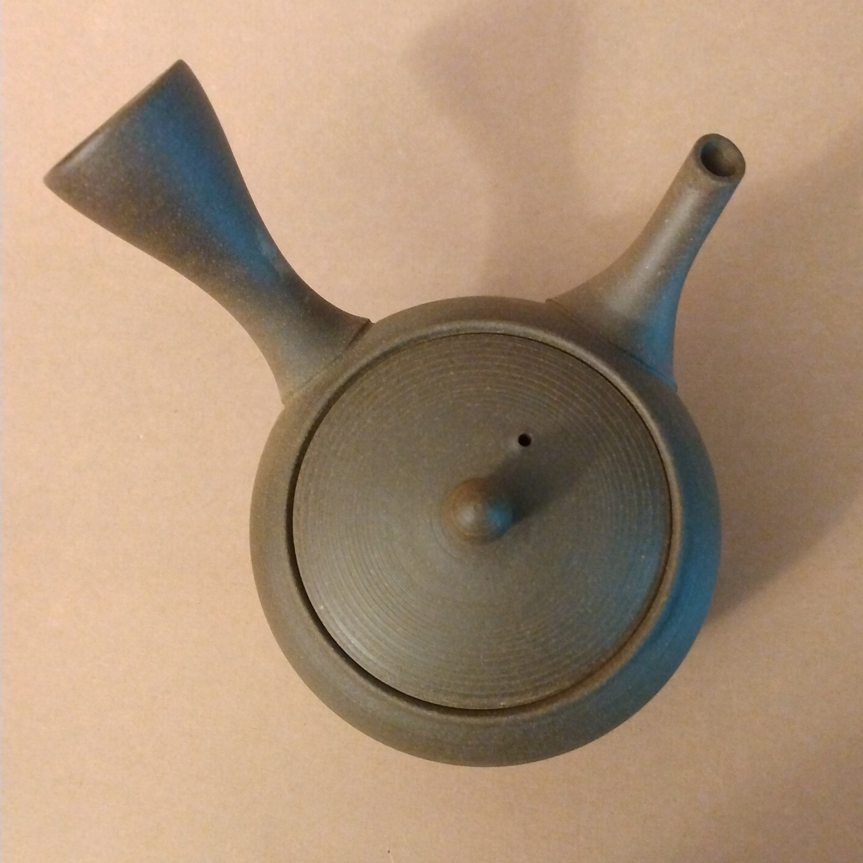 Tokoname Kyusu (Side-handle Tea Pot) by Gyokkou Kiln, 290cc / 9.8oz.