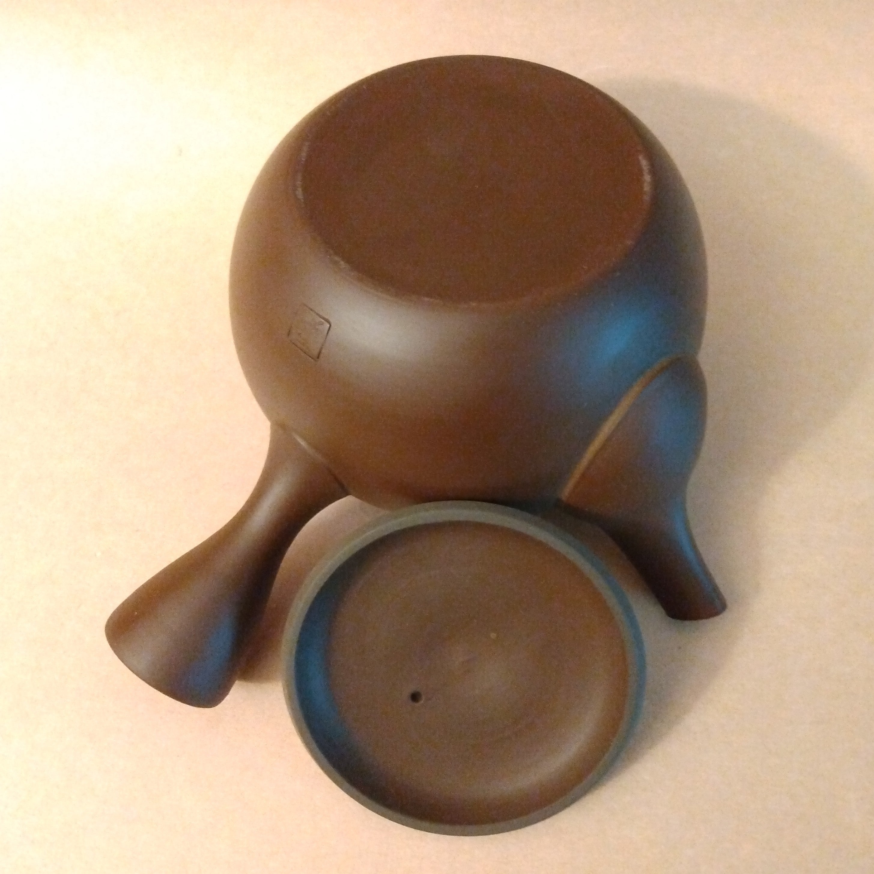 Tokoname Kyusu (Side-handle Tea Pot) by Gyokkou Kiln, 380cc / 12.8oz.