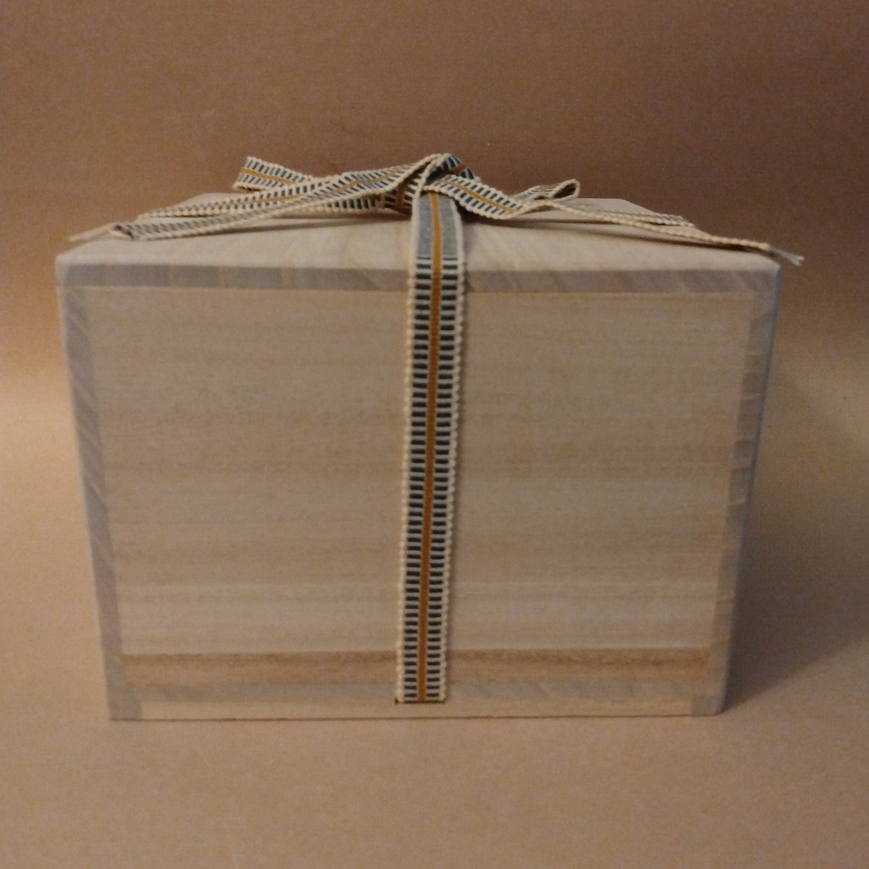 Himo Tsuki Kibako, Wooden  Box  with Cord for Chawan, Tea Bowl, Storage