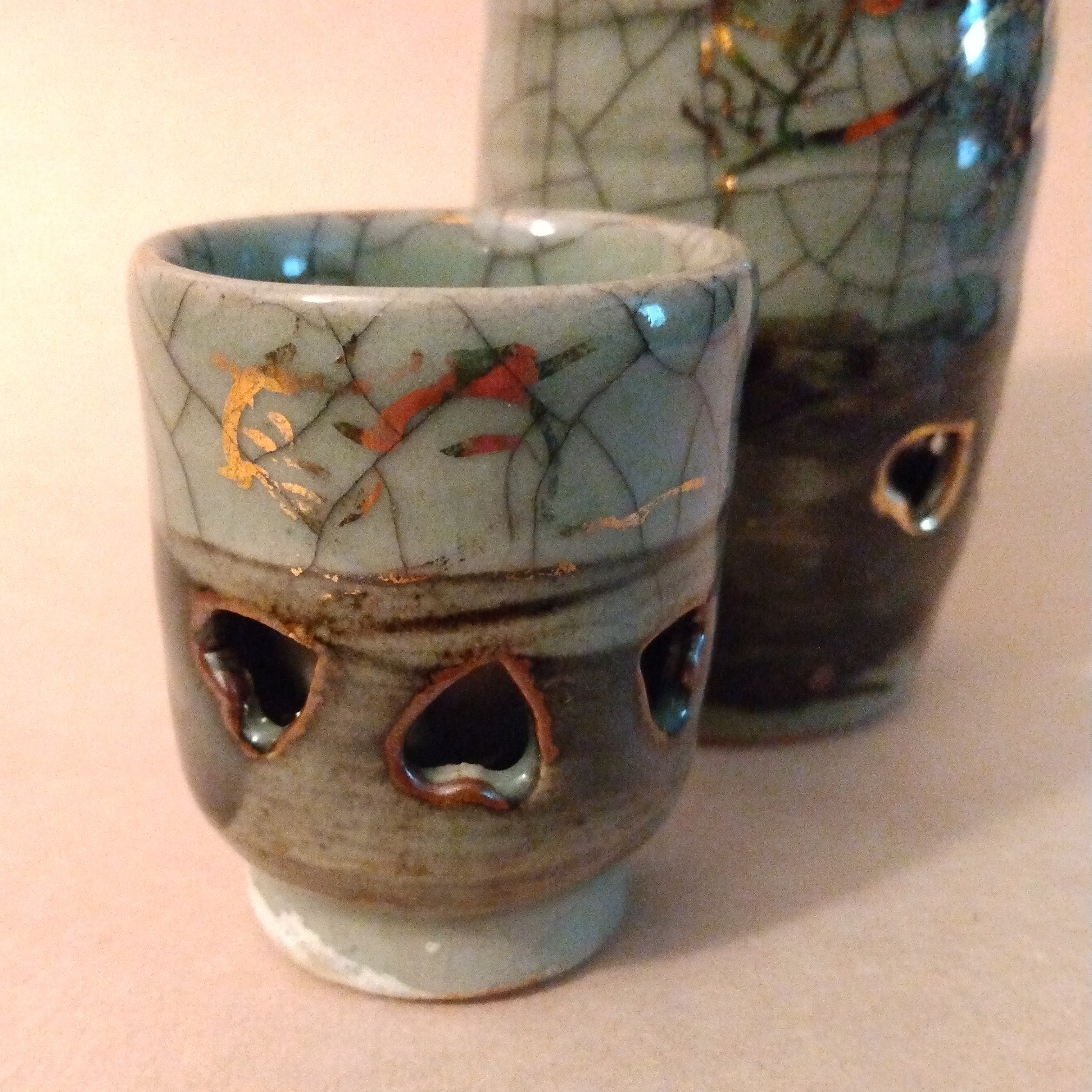 okameinko　3体セット Obori-Soma-yaki Tokkuri & Ochoko (Sake Flask & Cup) Set, Vintage