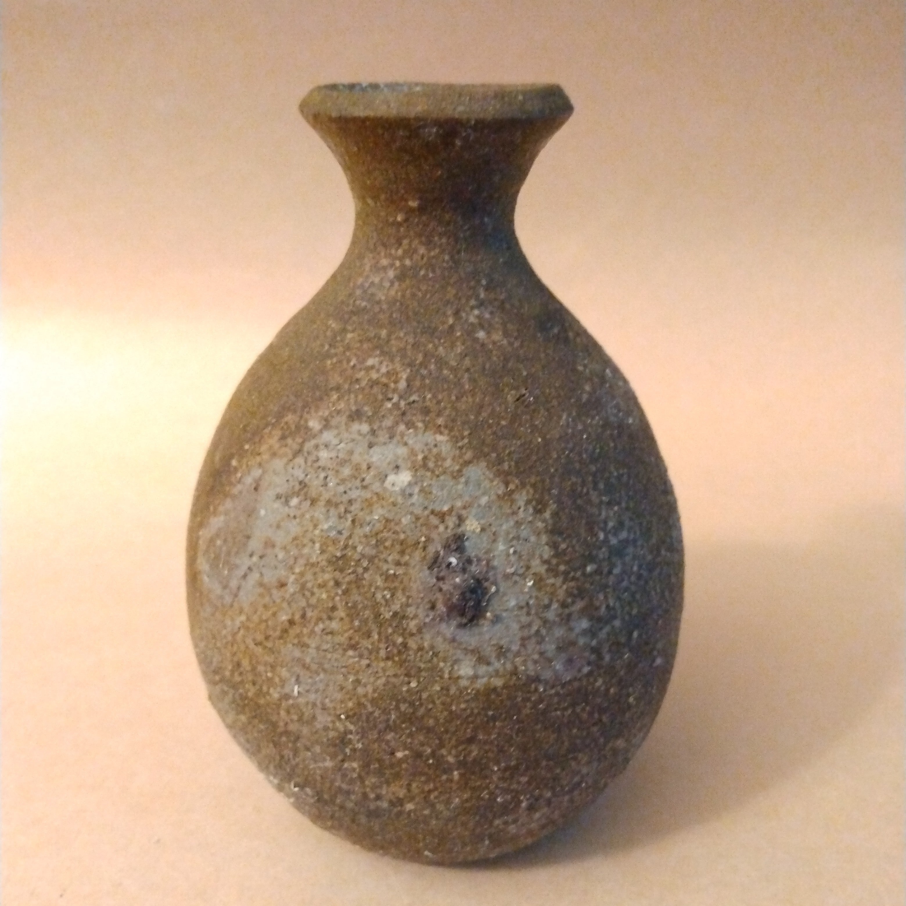 Bizen-yaki Matcha Tokkuri (Sake Bottle) by Fujiwara Yu; Thiel Collection